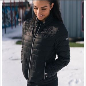 ISO— medium black whistler jacket